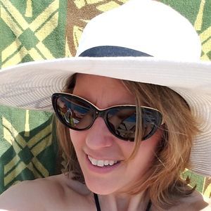 Meet your Posher, Karyn